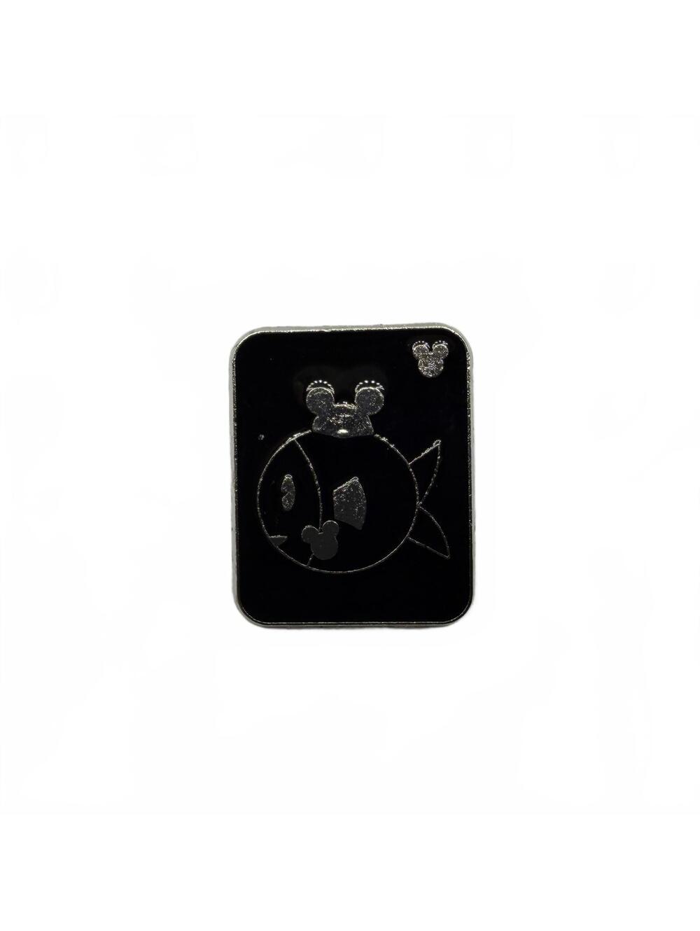 Disney Pin - Fish - Pets with Mouse Ears Hat - Hidden Mickey Mouse 2008